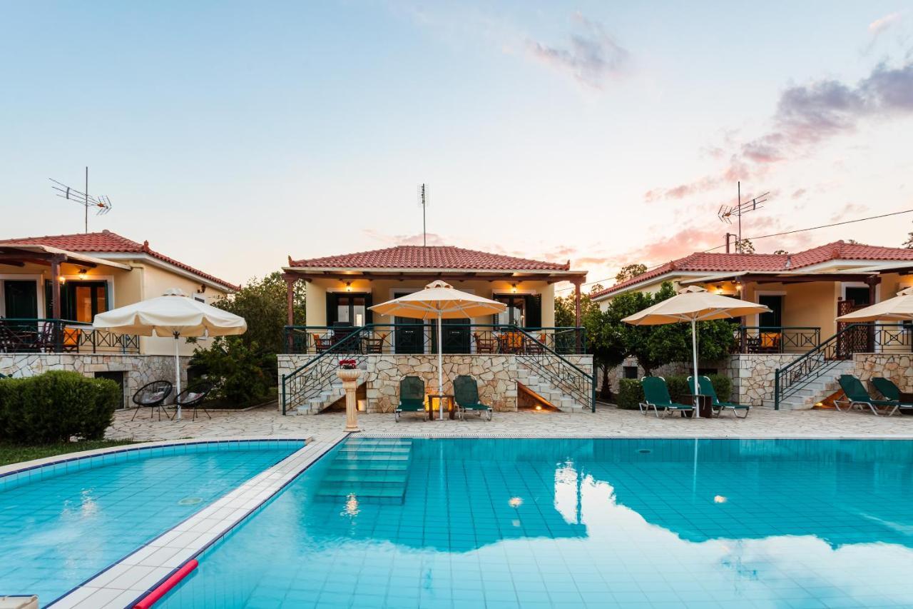 Dukes Poolside Houses Parálion Ástros Exterior foto